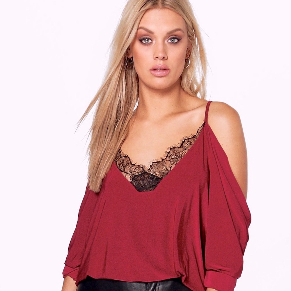 BooHoo Plus Size 3X/22 Lace Trim V Neck Cold Shoulder Top (Wine Red)